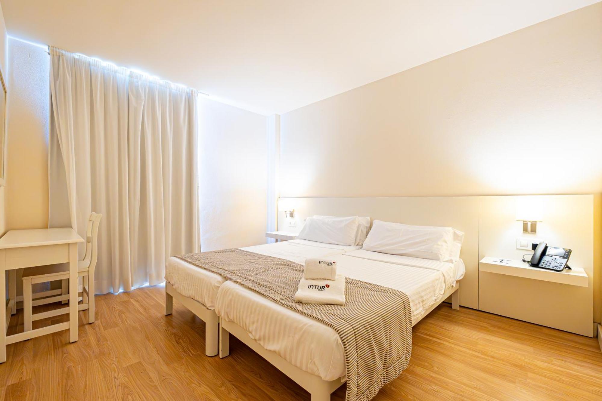 Rosella Affiliated By Intelier 4* Sa Coma (Mallorca)