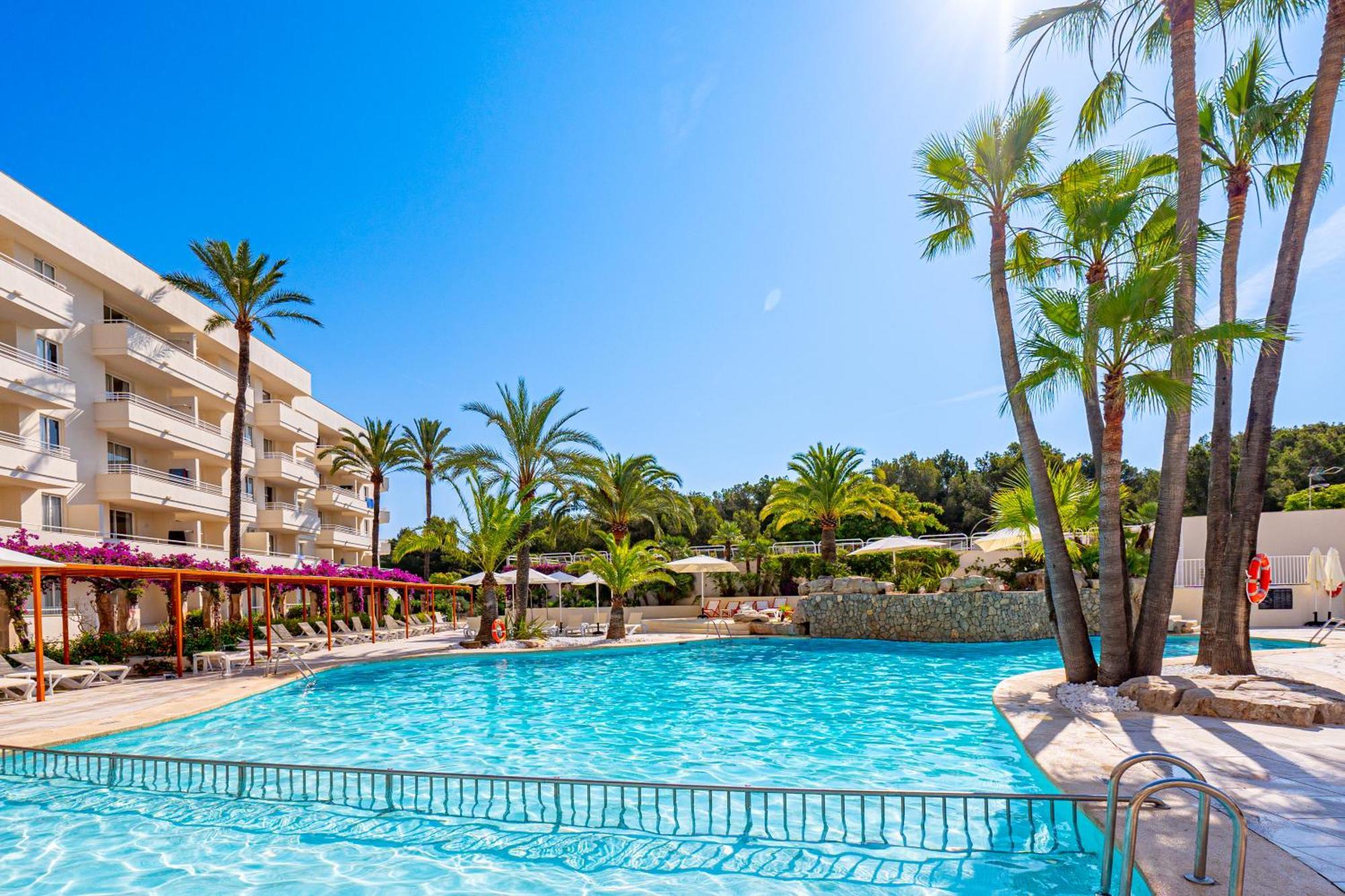 Rosella Affiliated By Intelier Sa Coma (Mallorca)